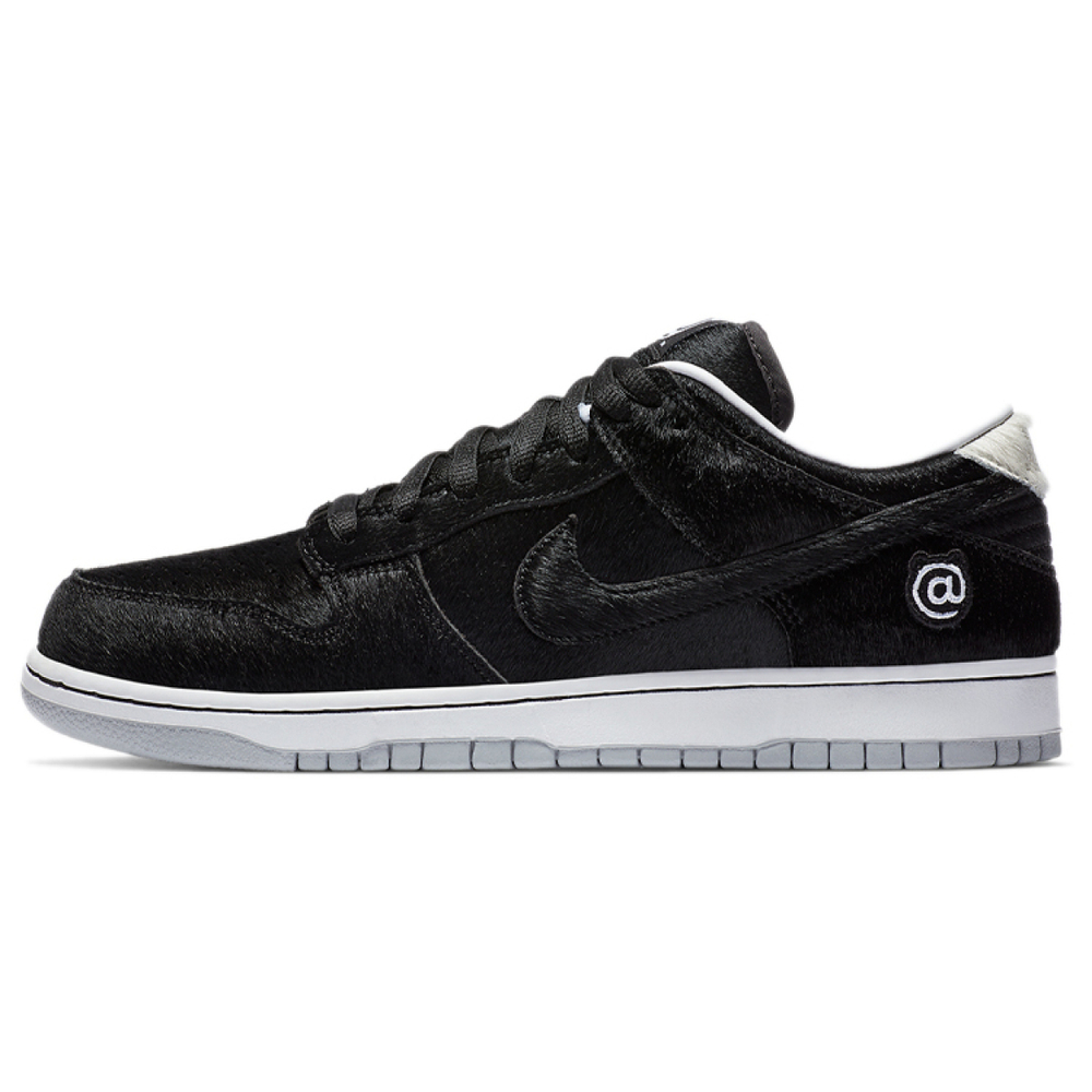 Medicom Toy x Nike Dunk SB og qs“be@rbrick”