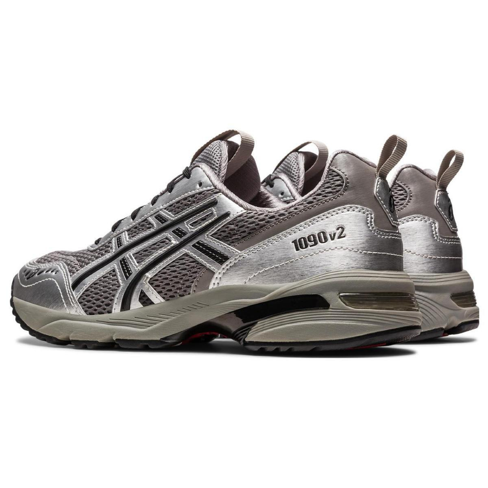 Freja Wewer x Asics Gel-1090 V2