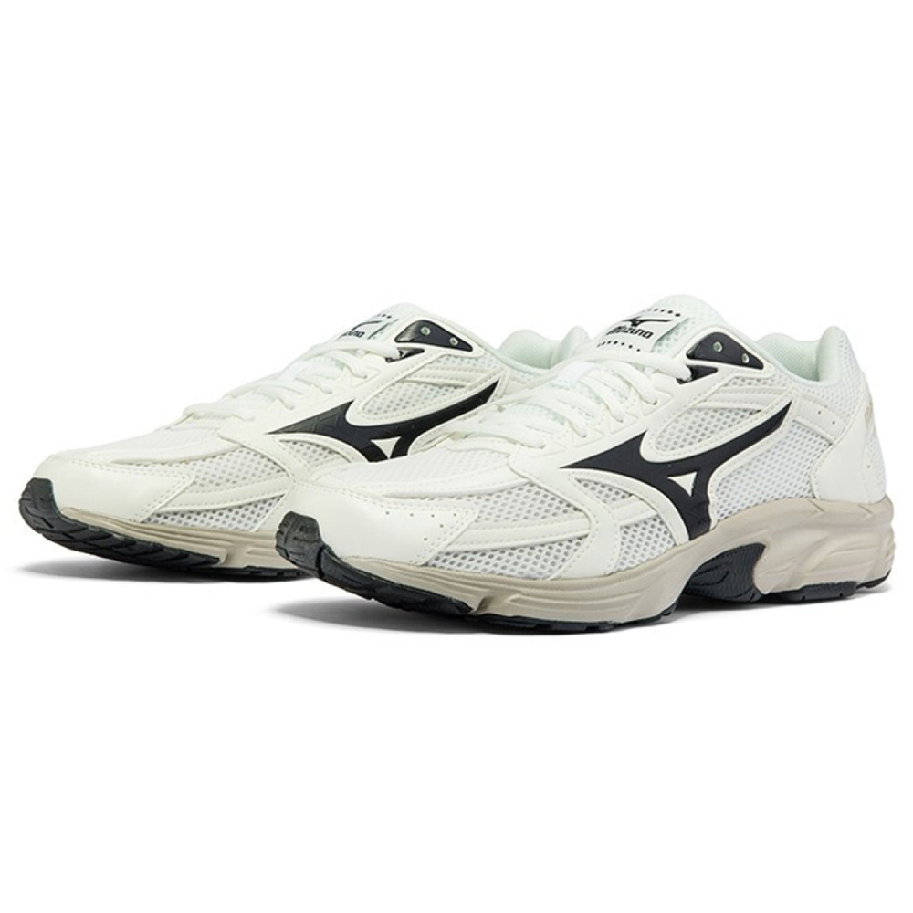 Mizuno Spark CN1