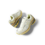 AURALEE x New Balance NB 2002R