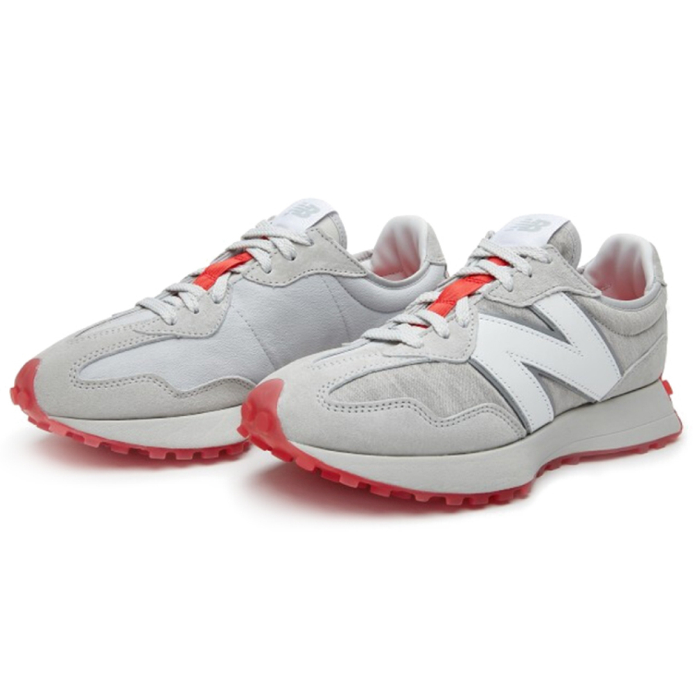 Levi’s x New Balance NB 327