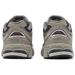 New Balance NB 2002R