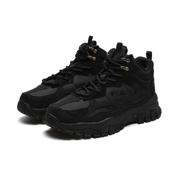 FILA Tracer