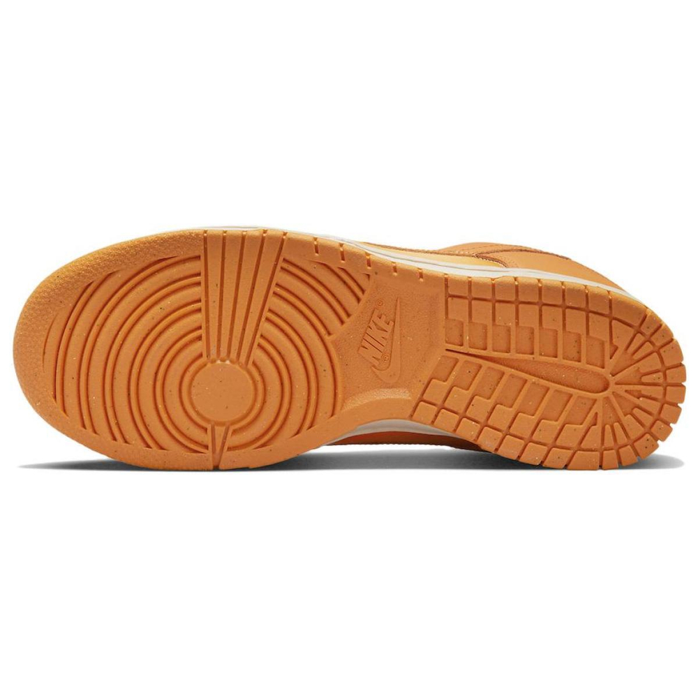 Nike Dunk magma orange