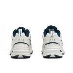 【 】 Nike Air Monarch 4