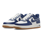 Nike Air Force 1 LV8