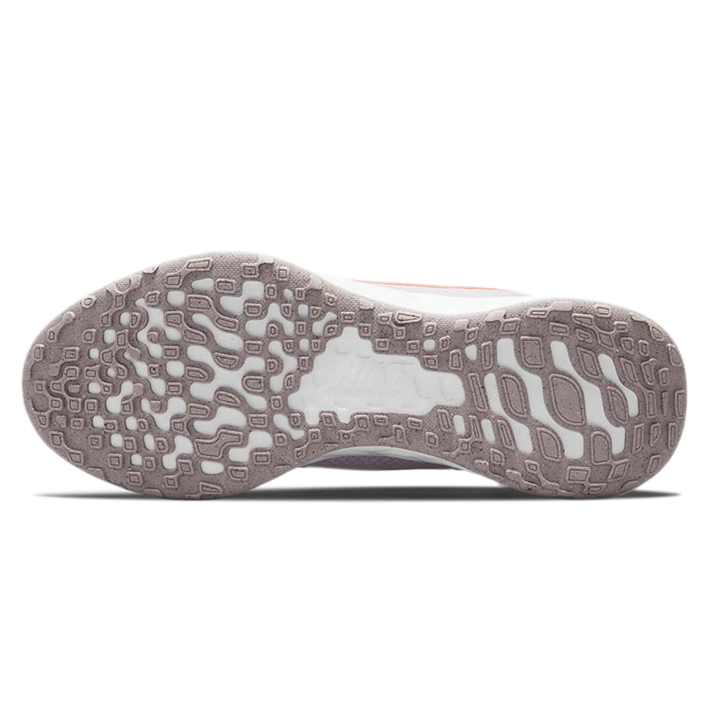 Nike REVOLUTION 6
