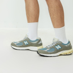 New Balance NB 2002R
