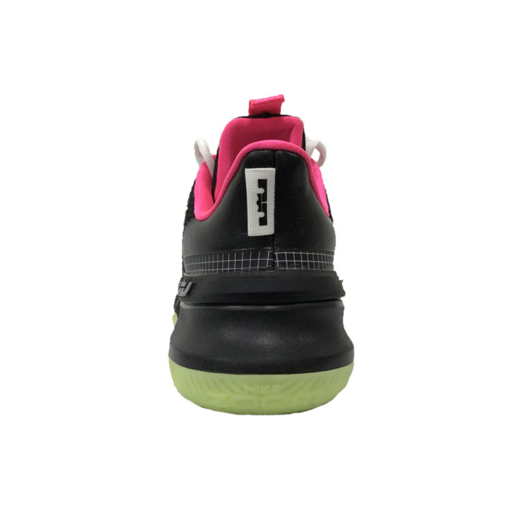 Nike Ambassador 13