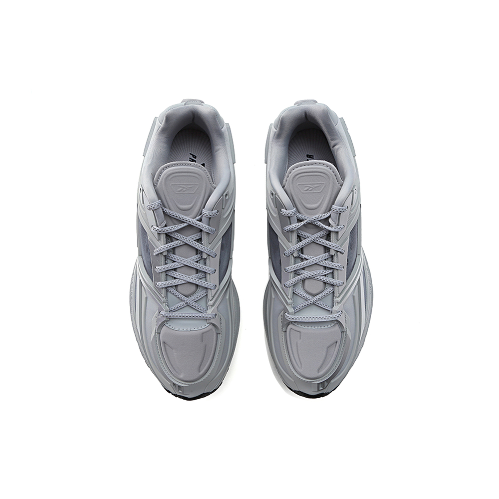Reebok Road Modern