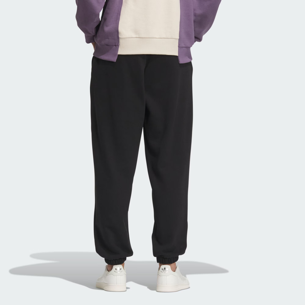 Adidas originals Joggers Logo