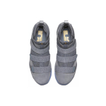 Nike zoom soldier 11