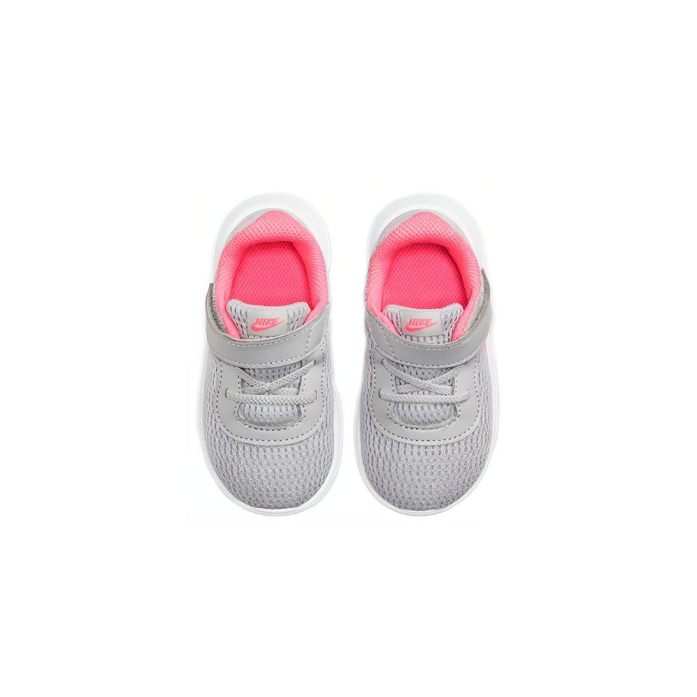 Nike Tanjun