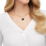 Swarovski Iconic Swan （ ）