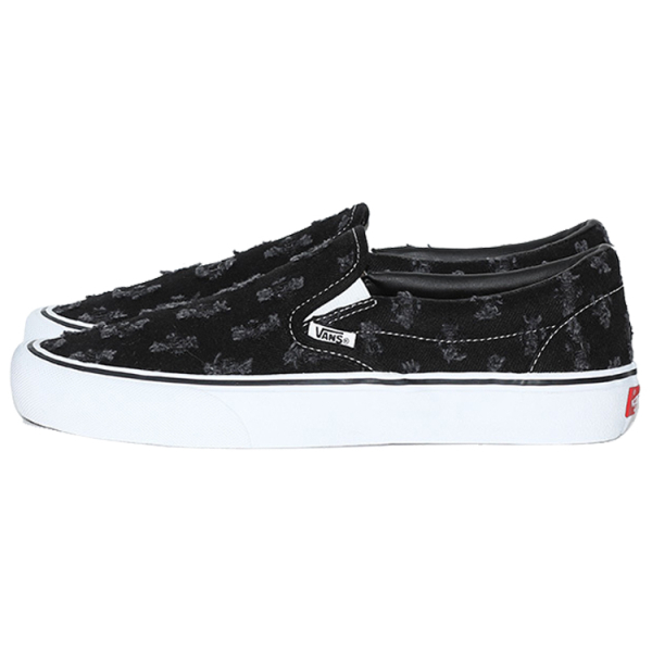 Supreme x Vans slip-on 2020