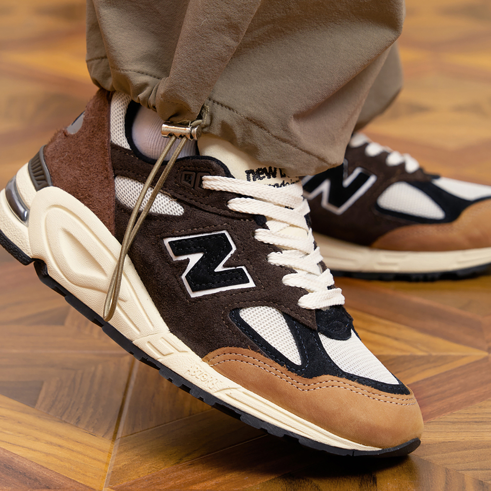 New Balance NB 990 V2