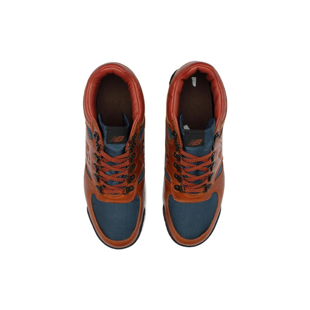 New Balance Rainier