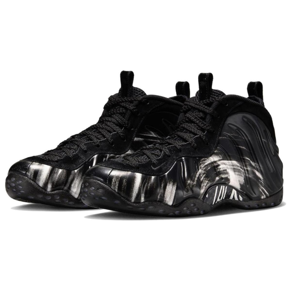 Nike Foamposite One "Black and White"
