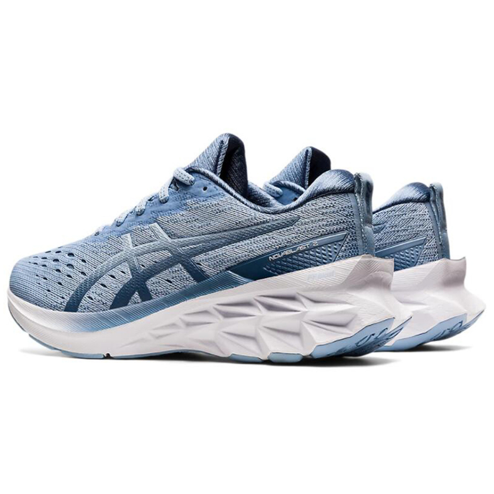 Asics Novablast 2
