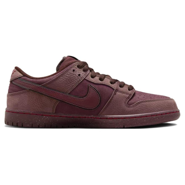 Nike Dunk SB "Burgundy Crush" Valentines "love found"