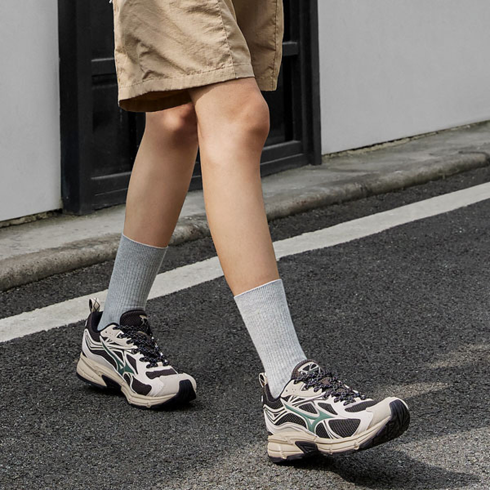 Mizuno Speed 10S