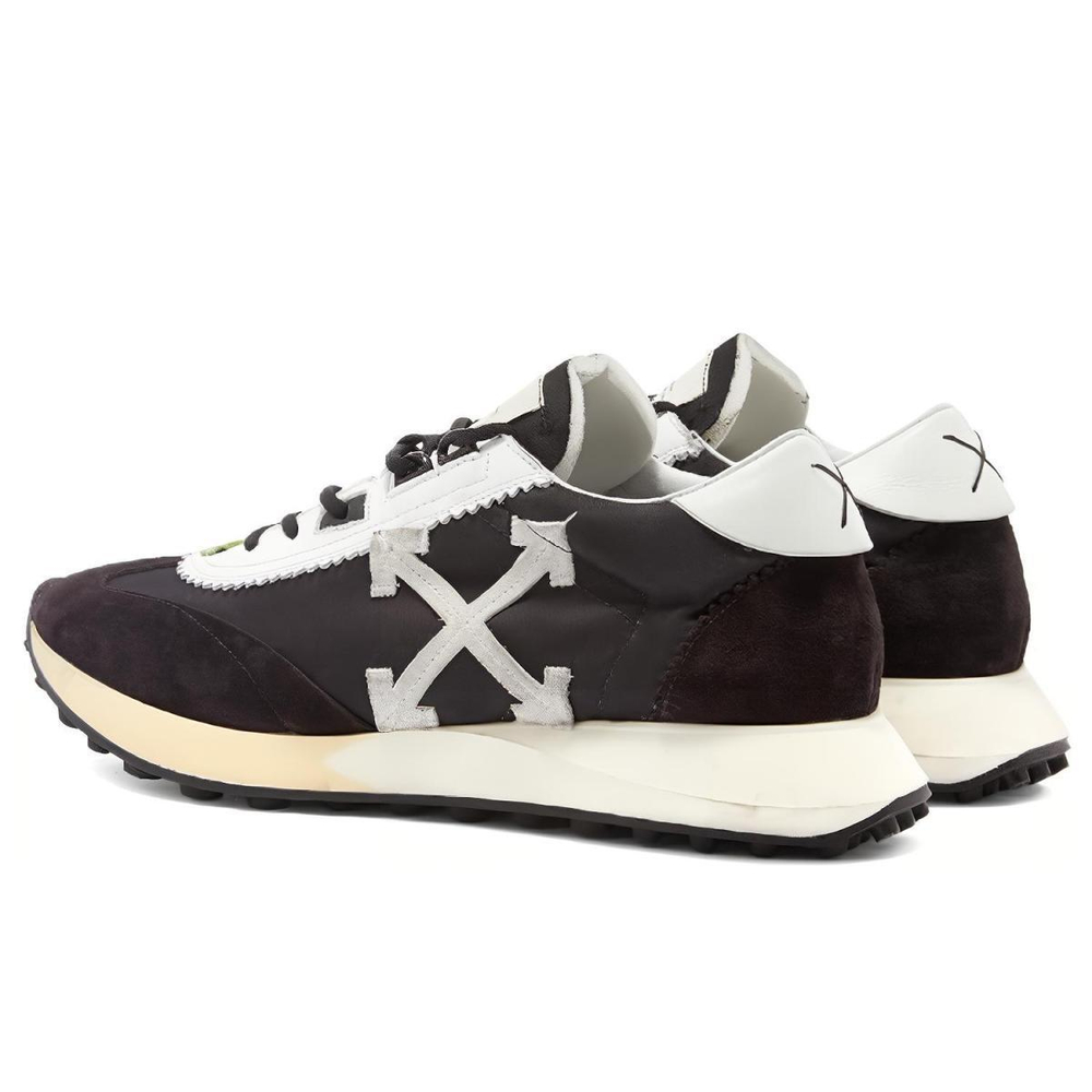 OFF-WHITE Arrow
