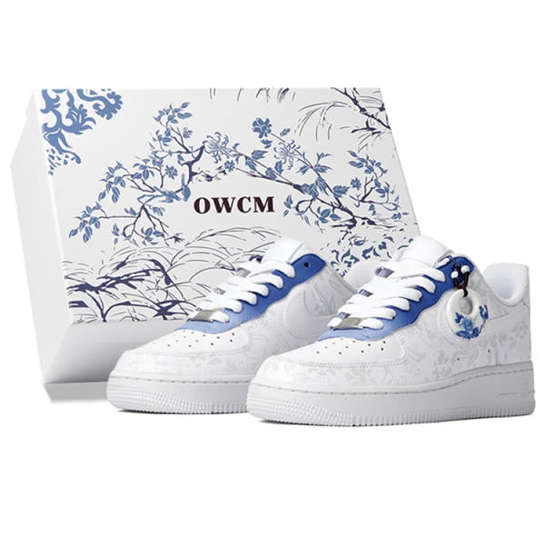 【 】 Nike Air Force 1 '07