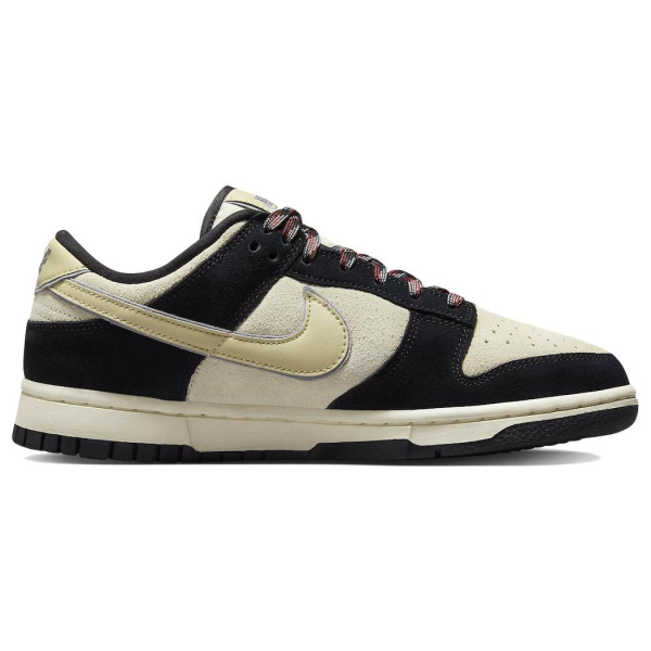 Nike Dunk LX "Black Suede"