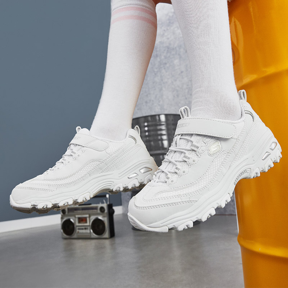 Skechers