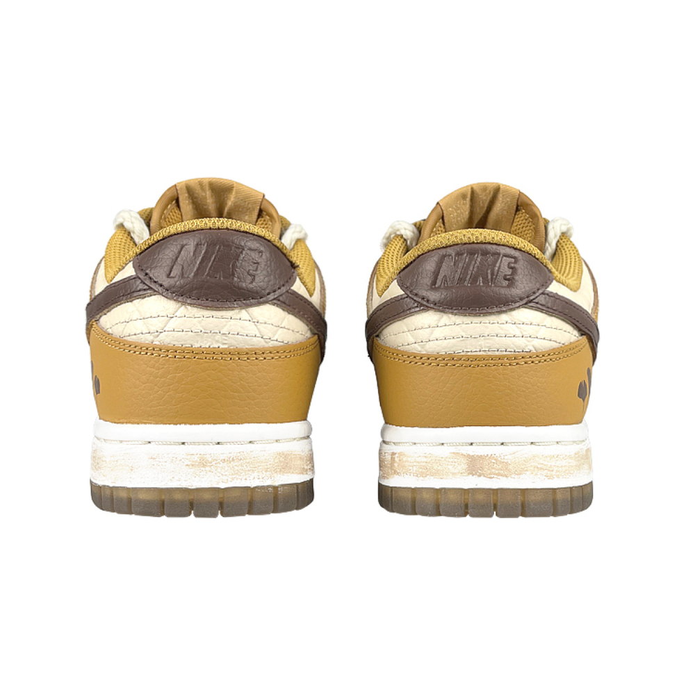 【 】 Nike Dunk " Quilted Weat "