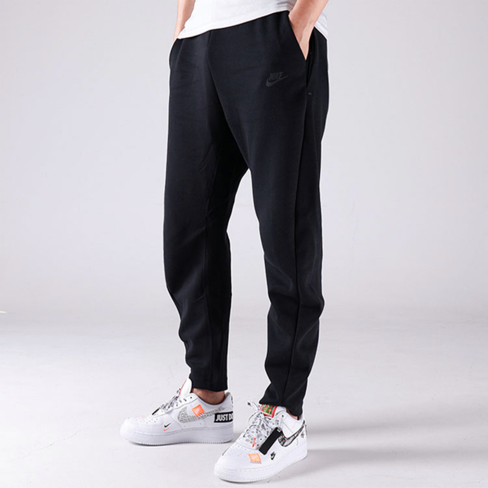 Nike SPORTSWEAR TECH FLEECE