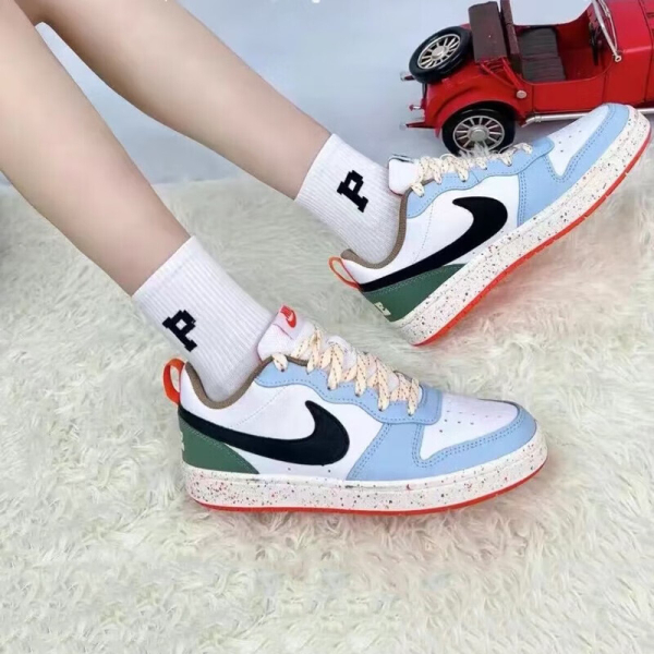 Nike Court Borough Low 2