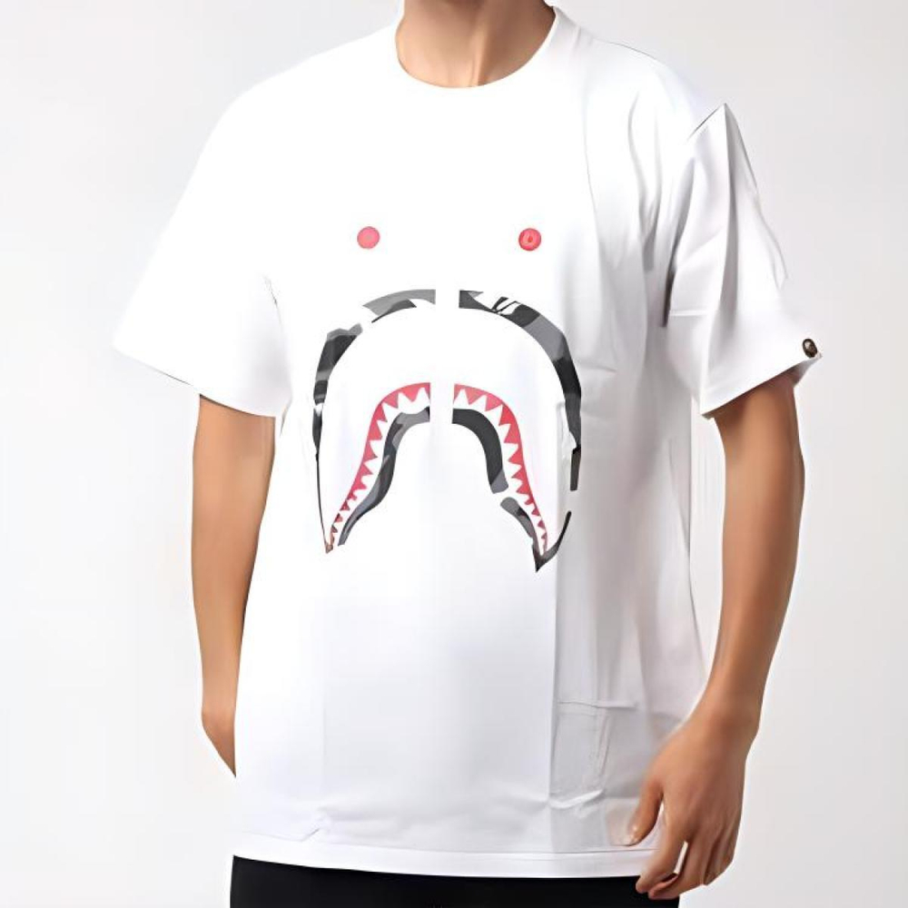A BATHING APE T