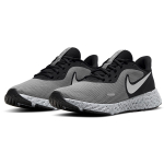 Nike REVOLUTION 5 Premium