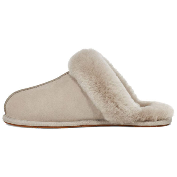 UGG Scuffettte II