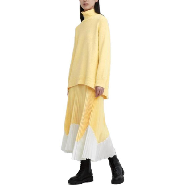 UNIQLO/ x Clare Waight Keller FW23
