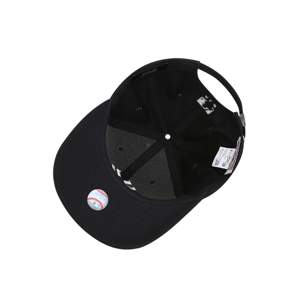 MLB x