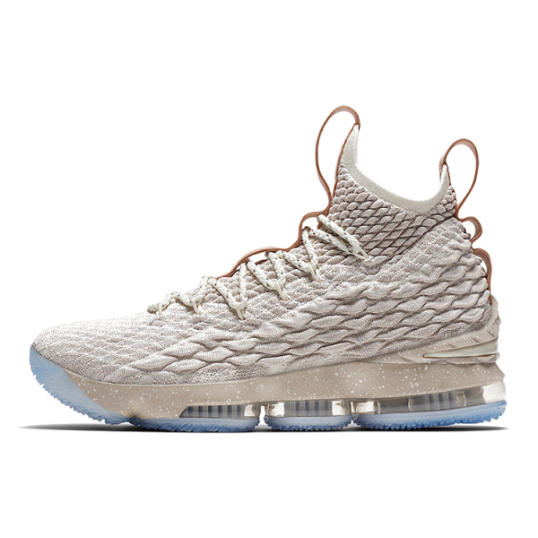 Nike Lebron 15