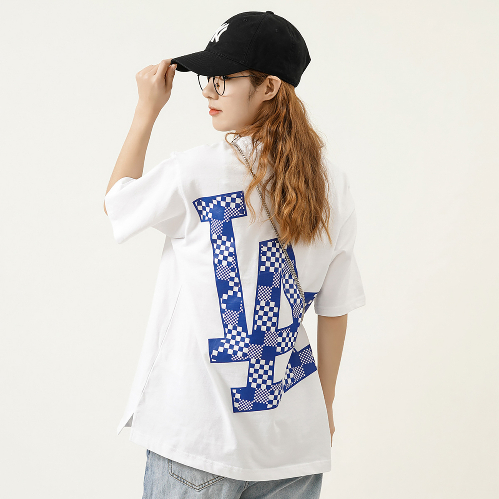 MLB T