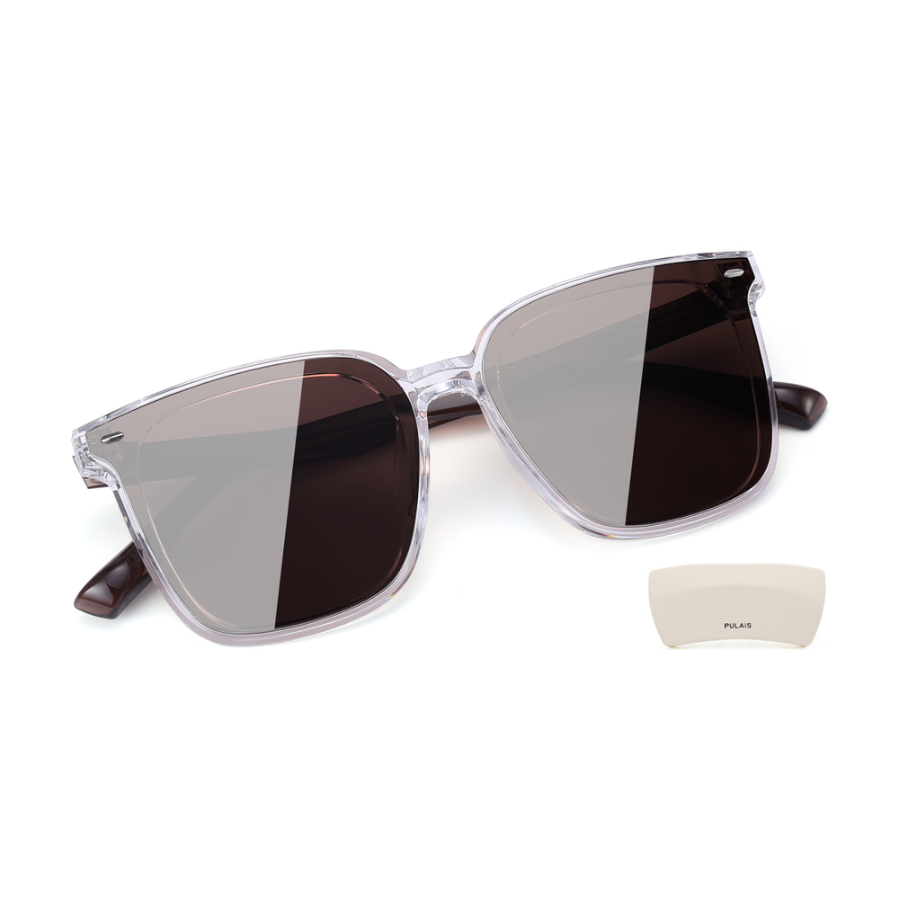 【 】 PULAIS TR/