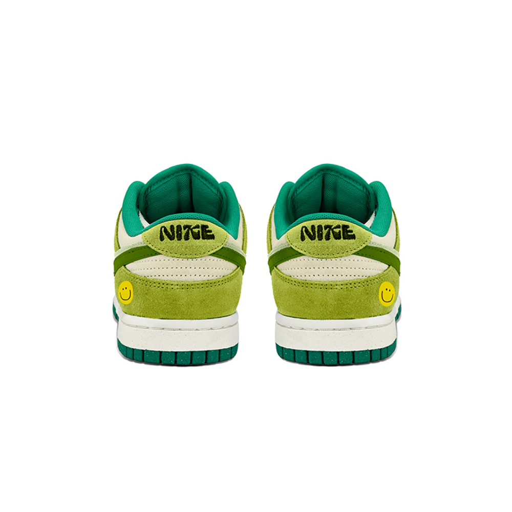 【 】 Nike Dunk Low se "85"