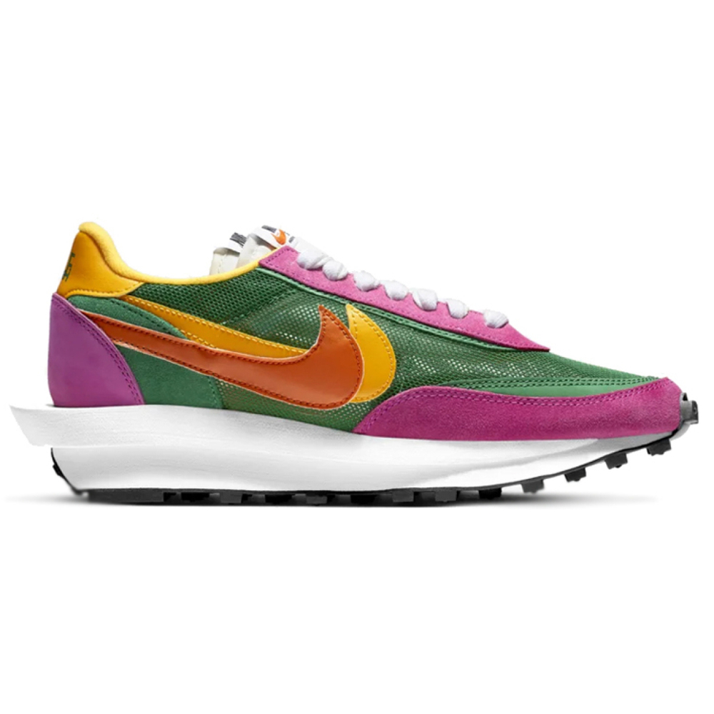 Sacai x Nike Waffle pine gree