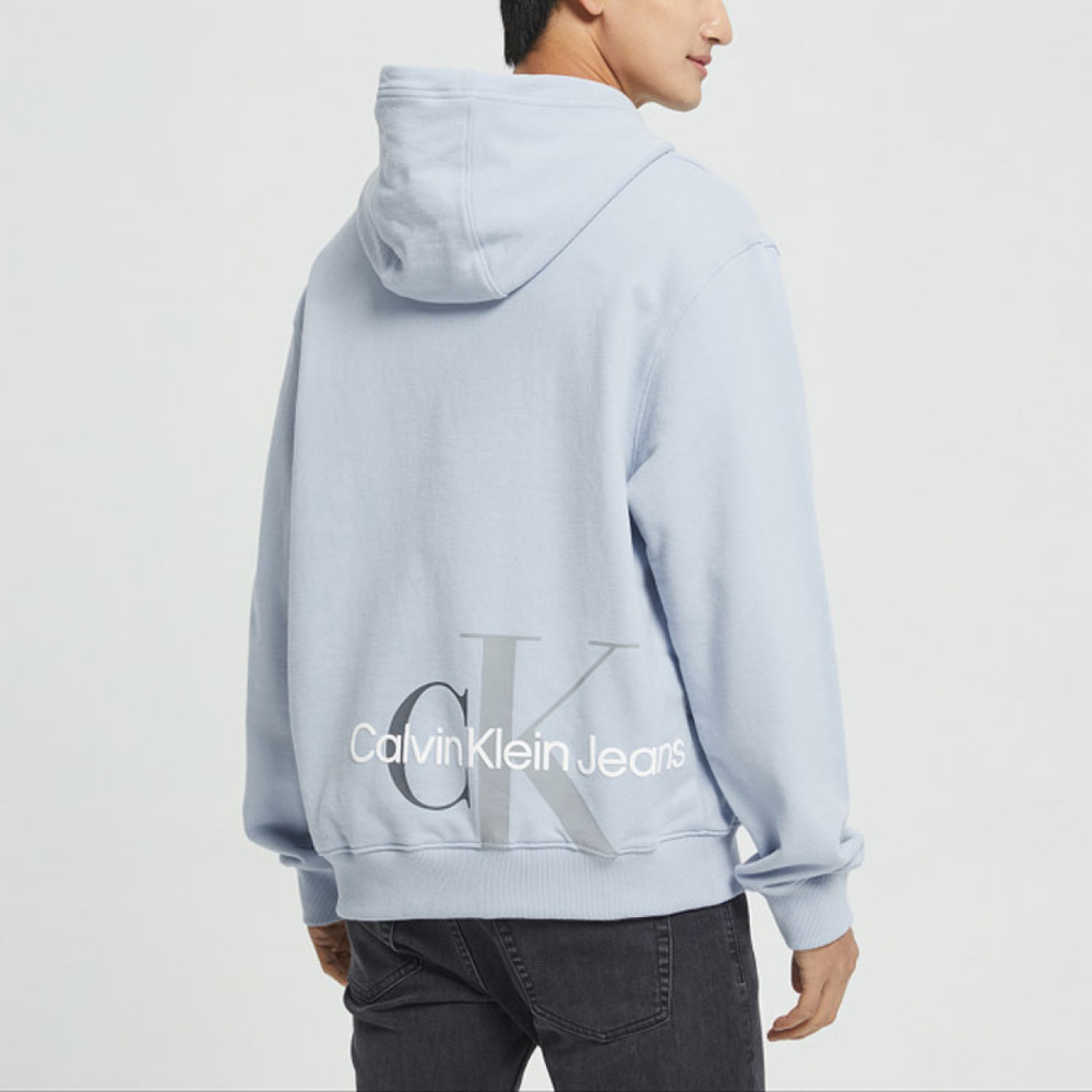 CALVIN KLEIN
