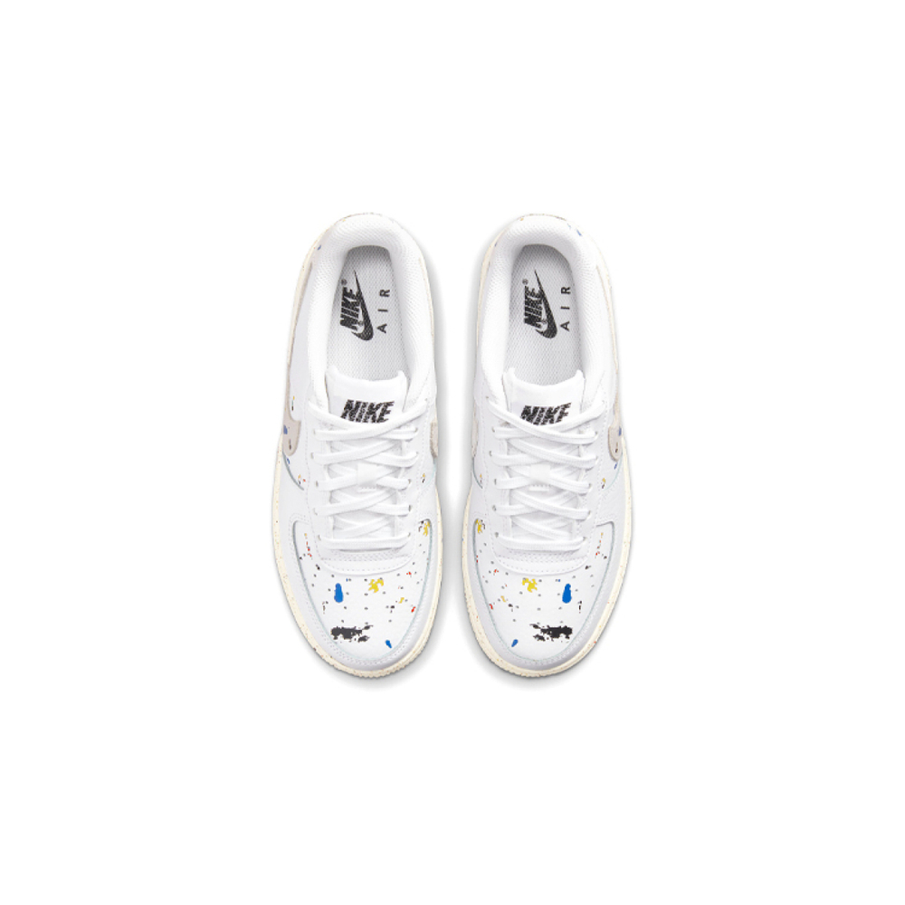 Nike Air Force 1 LV8 3