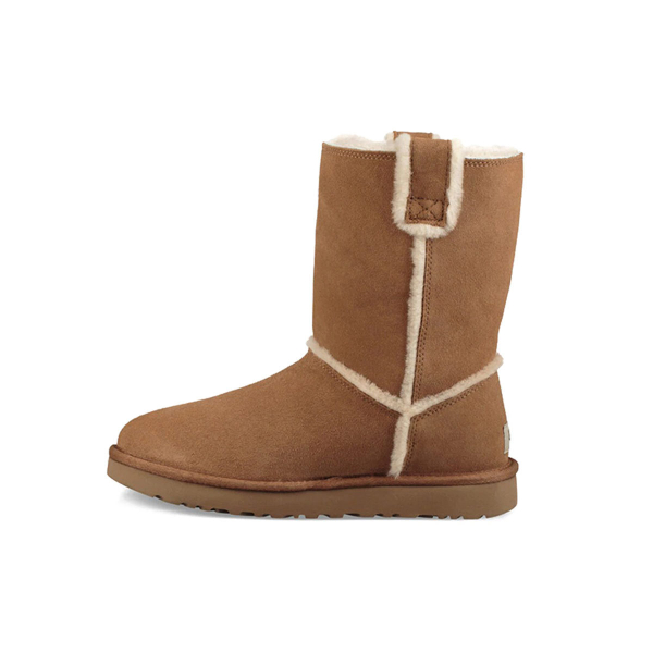 UGG Classic Short Spill Seam