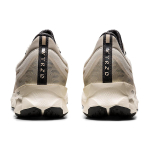 Asics Novablast