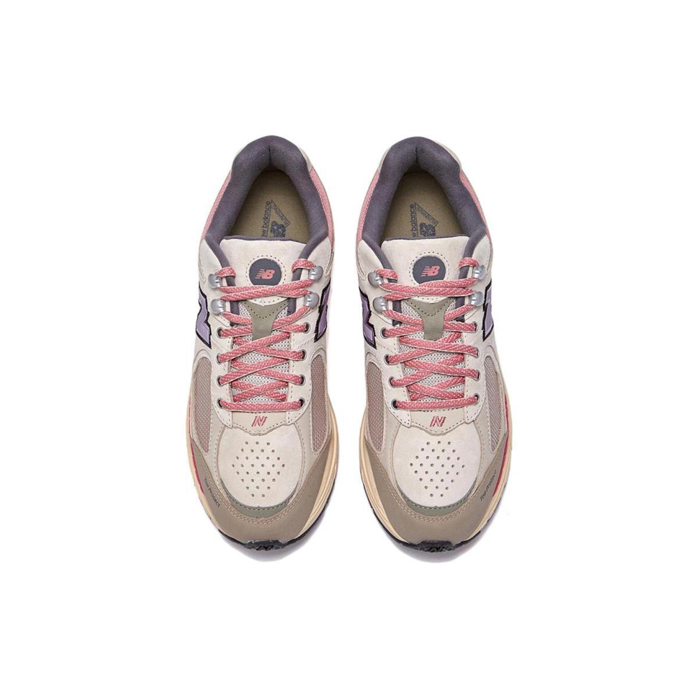 New Balance NB 2002R