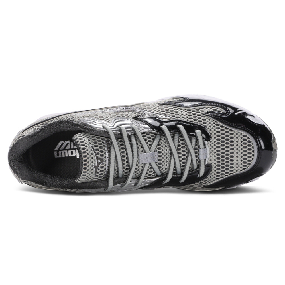 ONE BLOCK DOWN x Mizuno Wave Rider 10