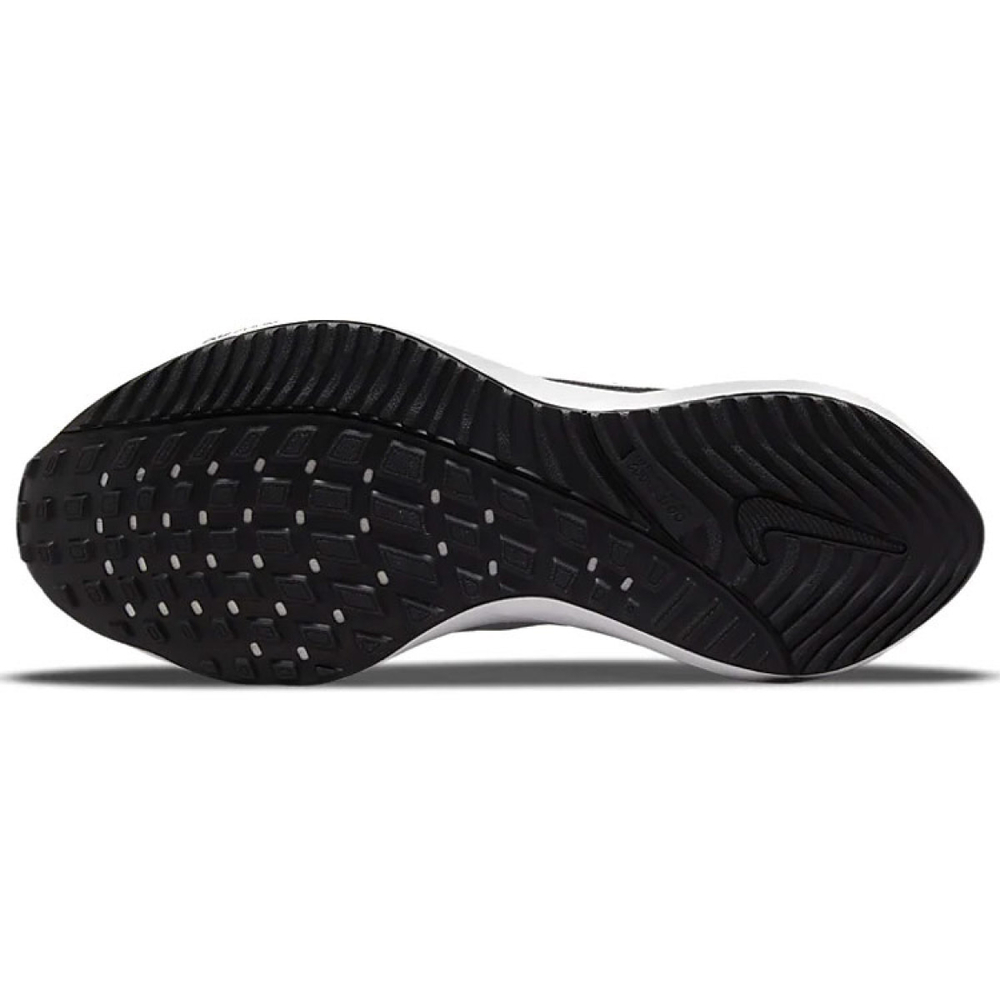 Nike Air Zoom Vomero 16