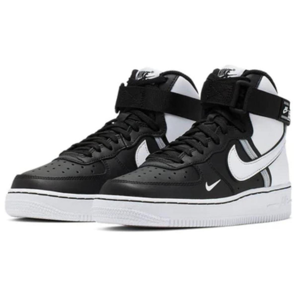 Nike Air Force 1 LV8 2